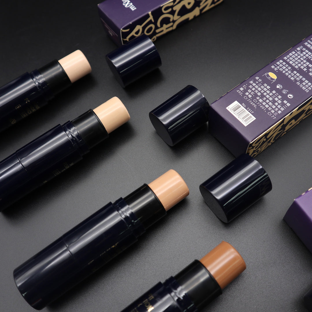 FlawlessGlow Double-Head Concealer