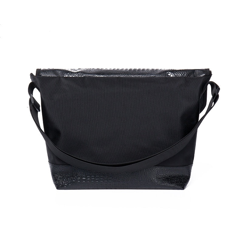 NoirTrend All-Black Postman Bag