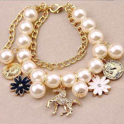 PearlBloom Flower Bracelet