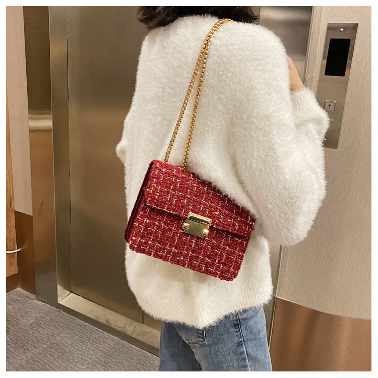 ChainChic Fashion Chain Bag